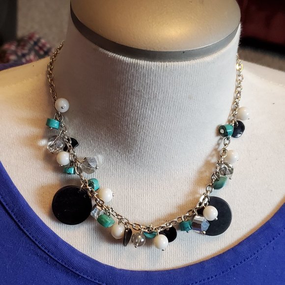 15" Silver Tone Collar Turquoise Chip Necklace - Picture 1 of 5